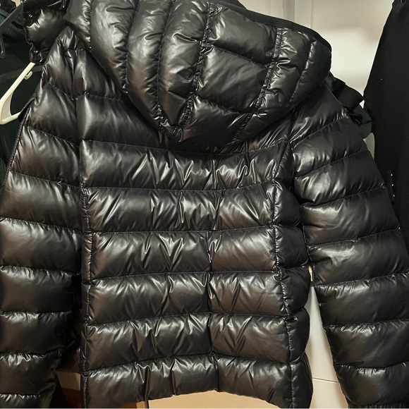 Moncler puffer jacket - Picture 2 of 7